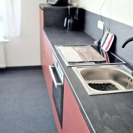 Mit Balkon In Apartment